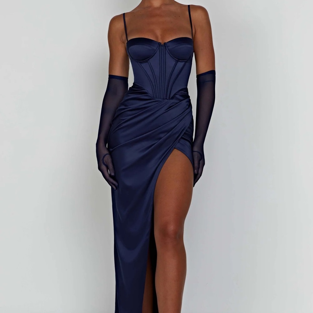 DESPINA MAXI DRESS - NAVY (without gloves)